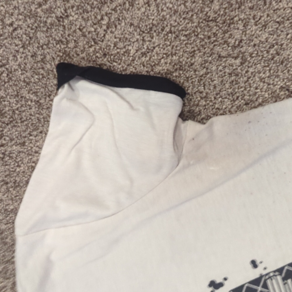 Shirt - Picture 2 of 3
